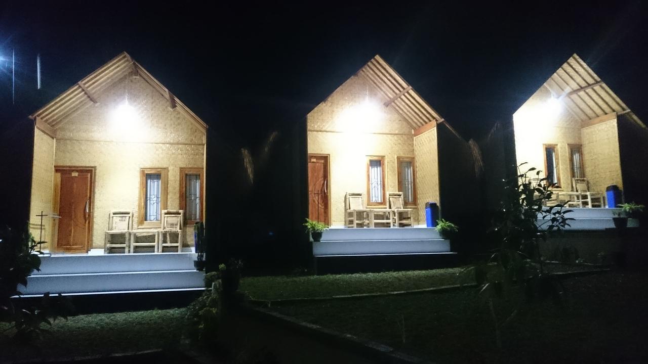 Aryasuta Bungalow Tetebatu Extérieur photo