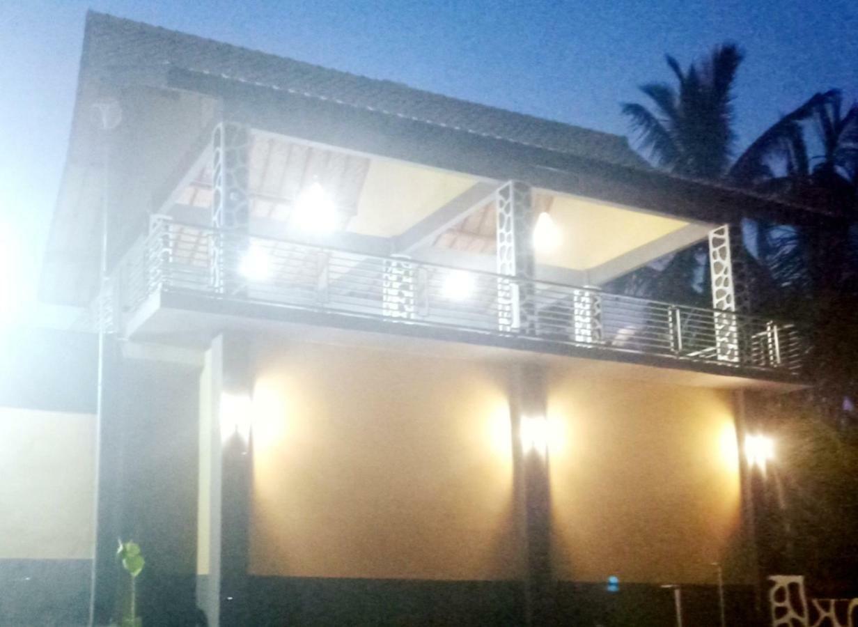Aryasuta Bungalow Tetebatu Extérieur photo